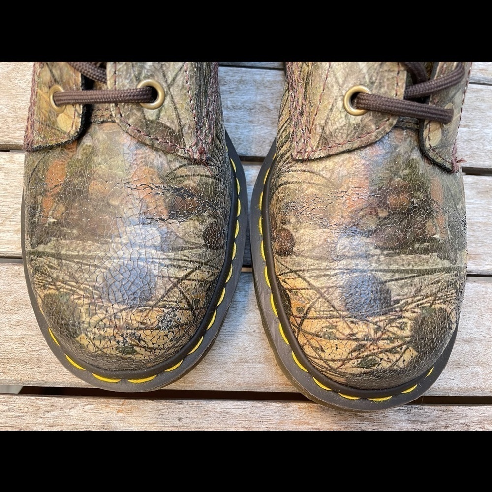 Dr. Martens 1460 Tate Britain Richard Dadd Victorian Boots Women’s - Picture 2 of 11